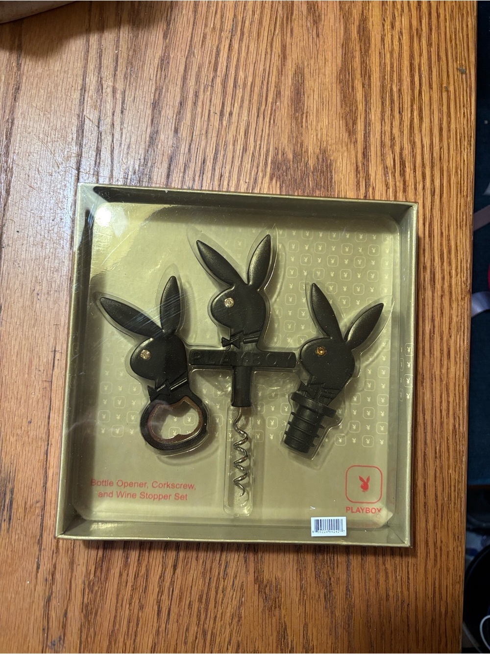 PLAYBOY Black & Gold Bunny Bar Tool Set